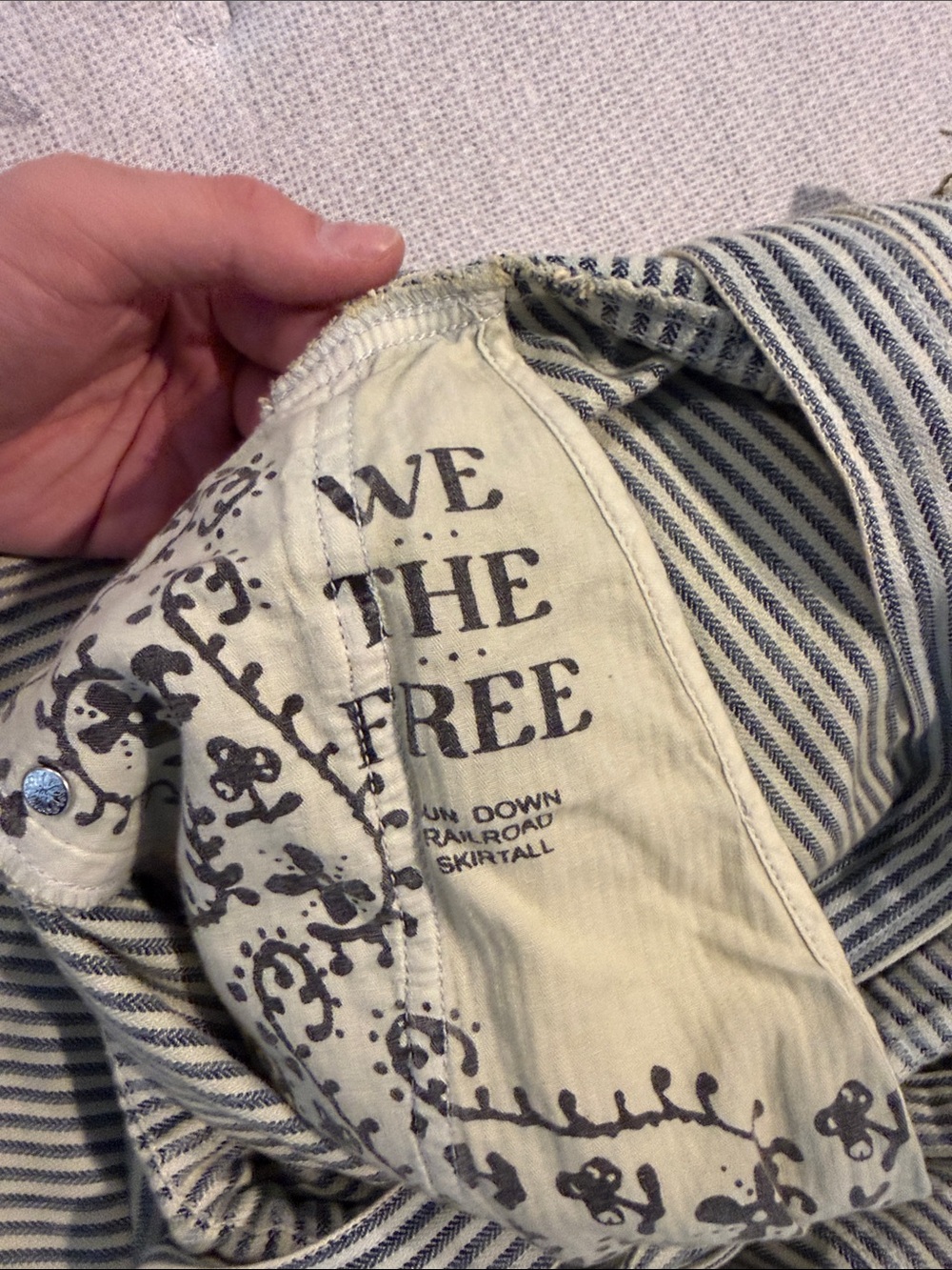We The Free A-Line Apron-Style Skirt in Green and White - Size Medium - Picture 3 of 3